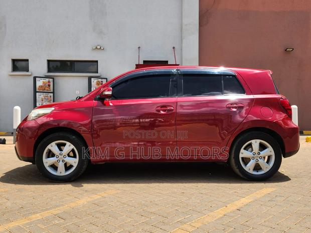 Toyota IST 2008 Red