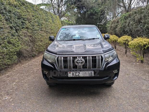 Toyota Land Cruiser Prado 2.7 i 2012 Black