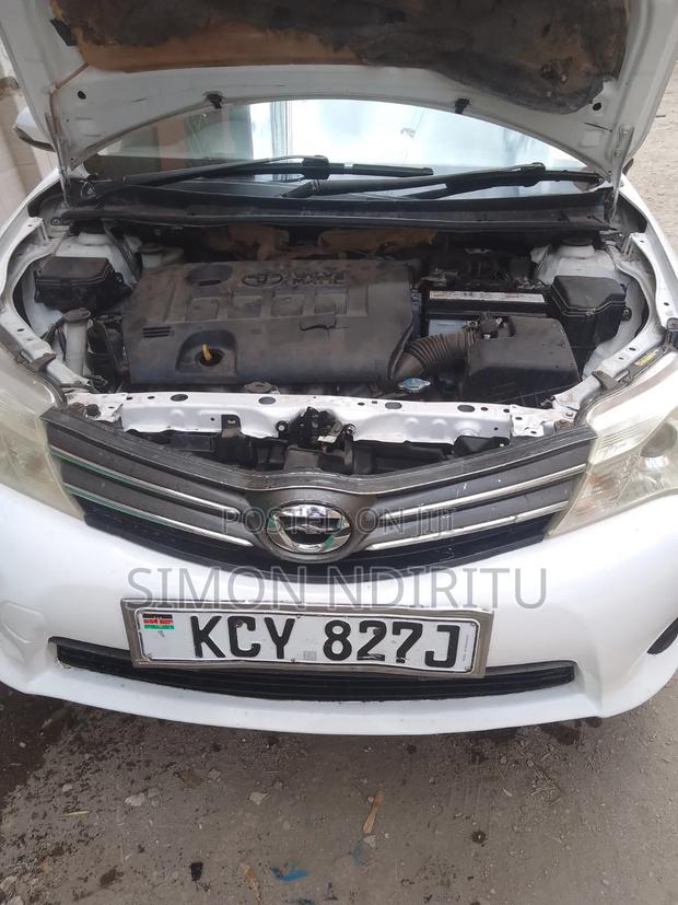 Toyota Corolla Fielder 1.8 Petrol FWD 2013 White