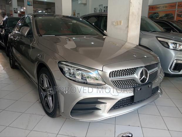 Mercedes-Benz C200 2020 Gray