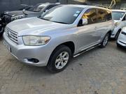 Toyota Kluger 2011 Silver for sale