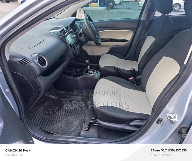 Mitsubishi Mirage 2017 Silver