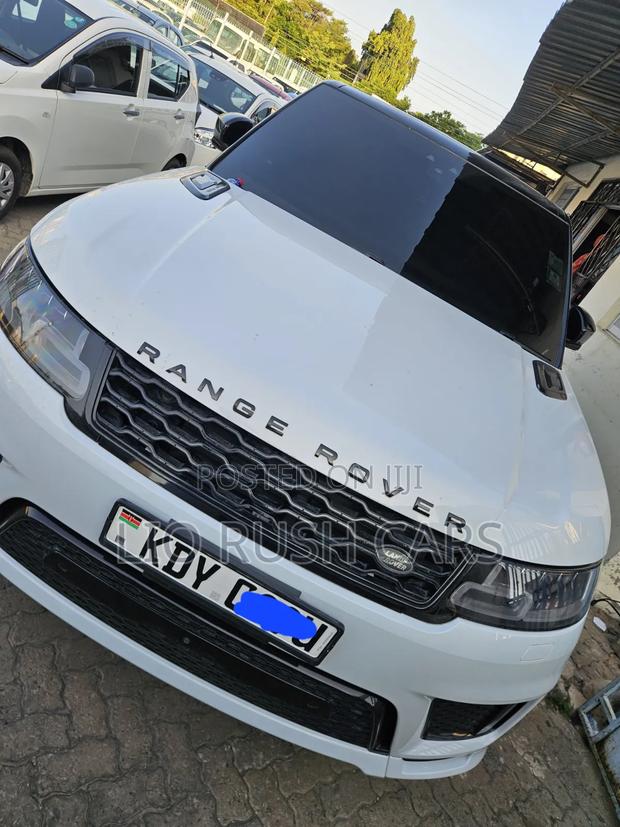 Land Rover Range Rover Sport 2022 White