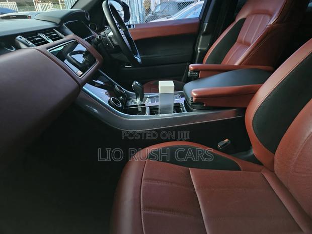 Land Rover Range Rover Sport 2022 White