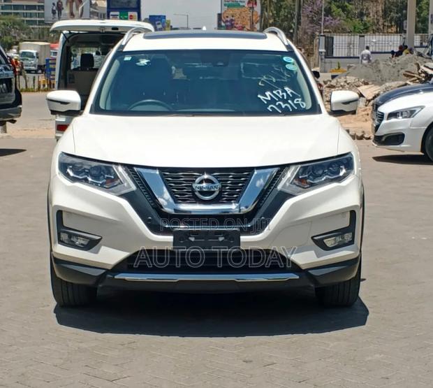 Nissan X-Trail 2.0 Petrol AWD 2019 White
