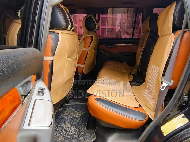 Toyota Hilux 2010 Gray