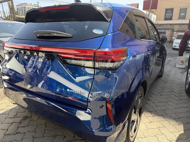 Nissan Note 1.2 Hybrid 2021 Blue