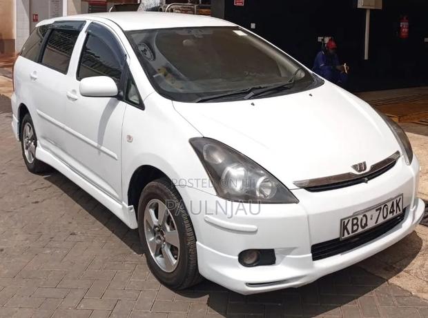Toyota Wish 2006 White