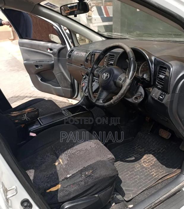 Toyota Wish 2006 White