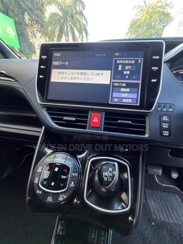 Toyota Esquire 2019 Black