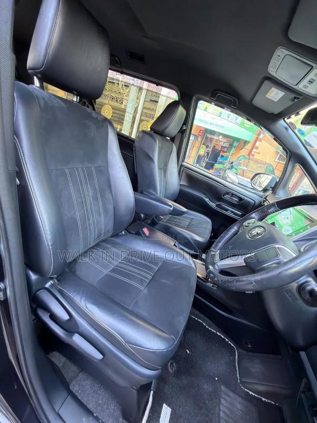Toyota Esquire 2019 Black