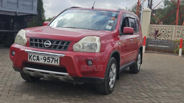 Nissan X-Trail 2.0 Petrol XE 2009 Red