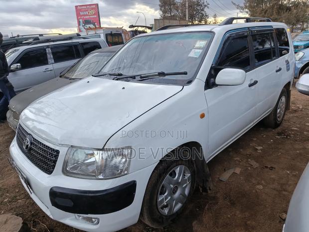 Toyota Succeed 2004 White