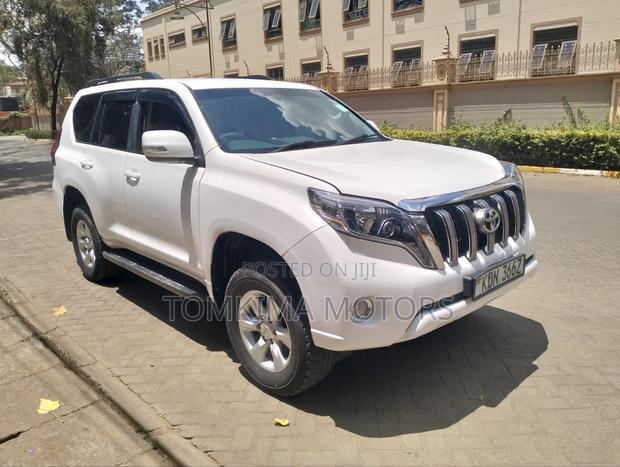 Toyota Land Cruiser Prado 2012 White