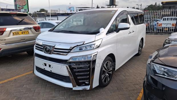 Toyota Vellfire 2.5 Z G Edition 2019 White