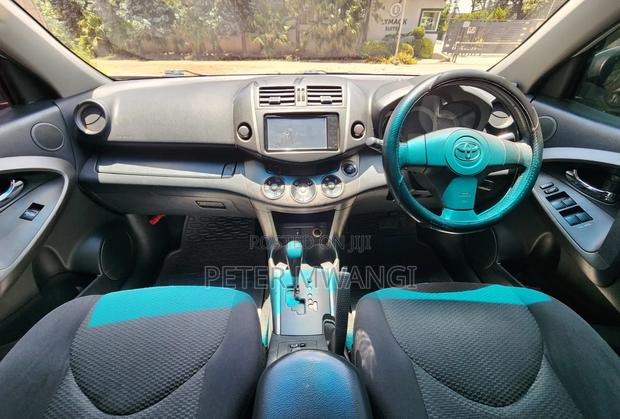 Toyota RAV4 2009 White