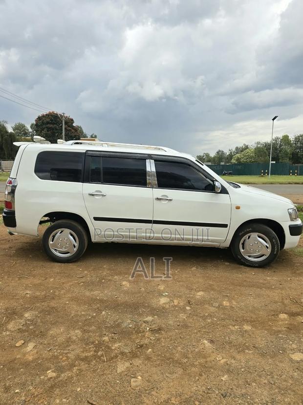 Toyota Succeed 2013 White