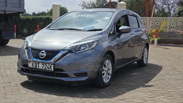 Nissan Note 1.2 Hybrid 2018 Silver