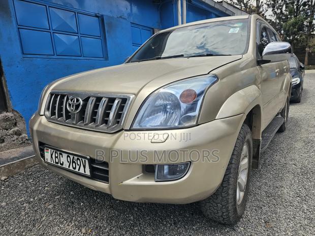 Toyota Land Cruiser Prado 3.0 D-4D 5dr 2005 Beige