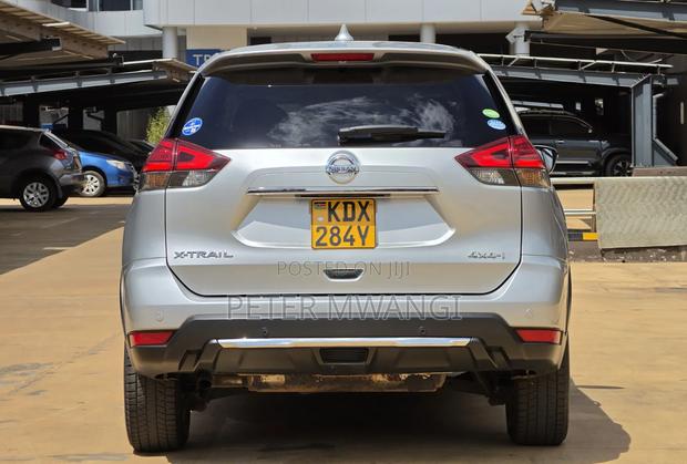 Nissan X-Trail 2014 Silver
