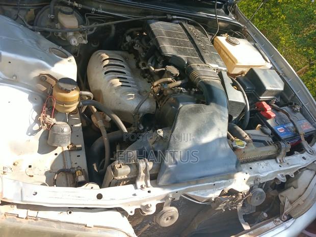 Toyota Chaser 2000 Silver