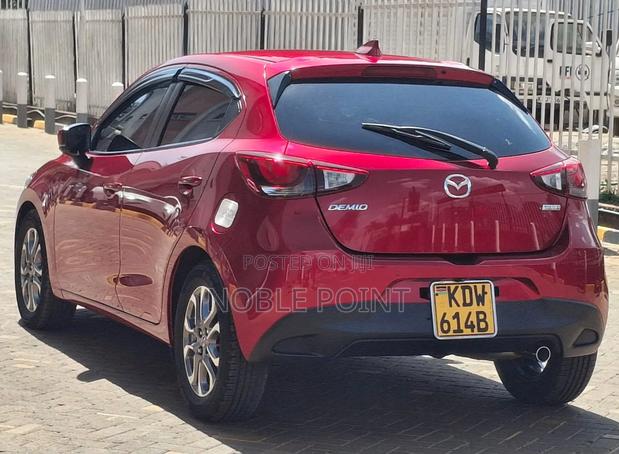 Mazda Demio 2018 Maroon