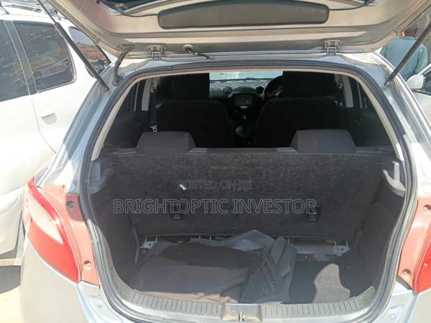 Mazda Demio 2012 Silver