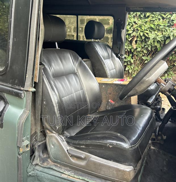 Land Rover Defender 1976 Green