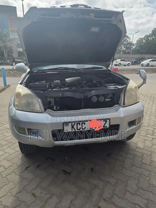 Toyota Land Cruiser Prado 2008 Silver