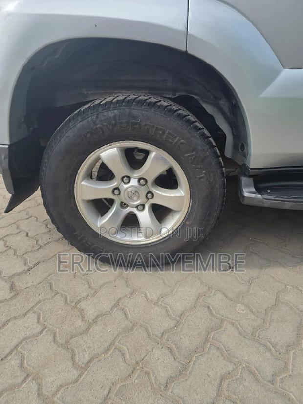Toyota Land Cruiser Prado 2008 Silver