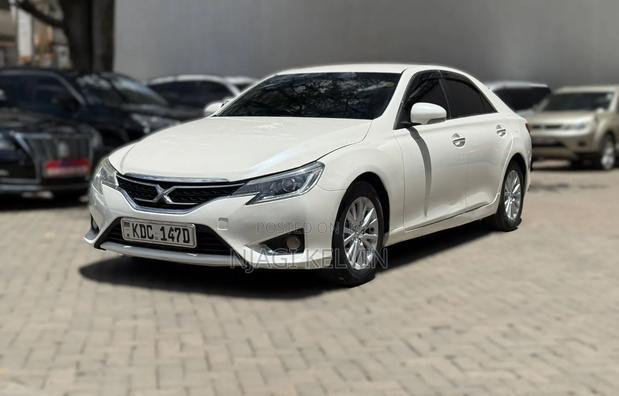 Toyota Mark X 2014 White