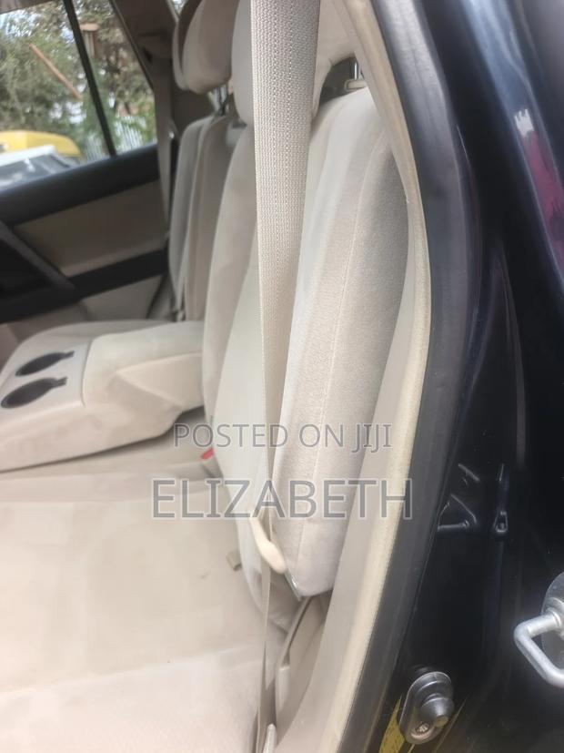 Toyota Land Cruiser Prado 2010 Black