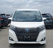 Toyota Esquire 1.8 FWD Hybrid (7 seater) 2019 White for sale