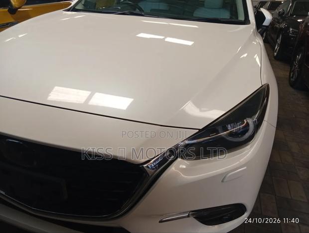 Mazda Axela 2017 White