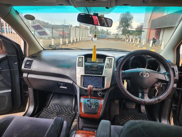 Toyota Harrier 2.4 2012 Black