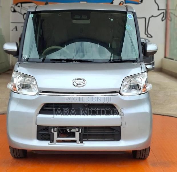 Daihatsu Tanto 2019 Silver
