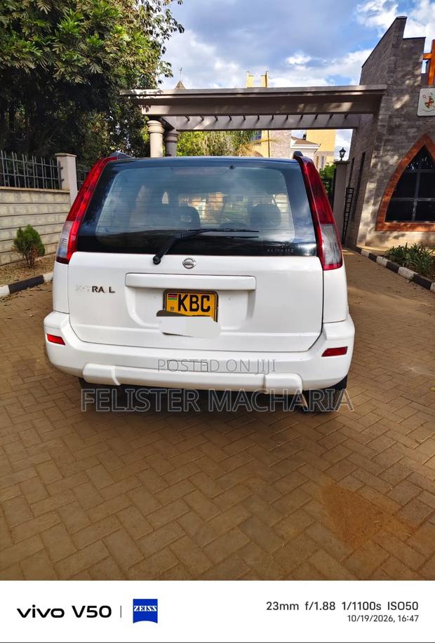 Nissan X-Trail 2003 White
