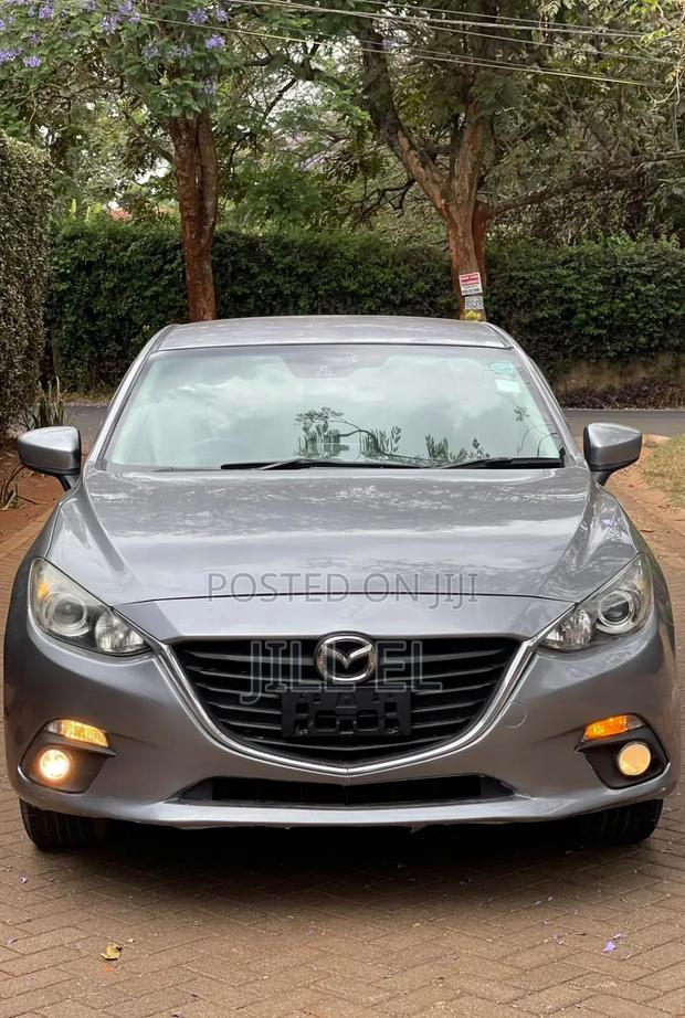 Mazda Axela SV Premium 2014 Silver