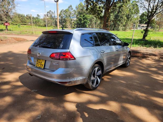 Volkswagen Golf 2016 Silver