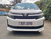 Toyota Noah 2017 White for sale