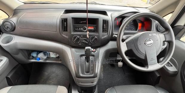 Nissan NV200 2018 White