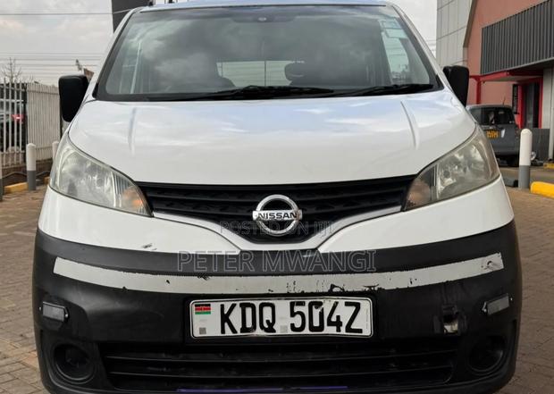 Nissan NV200 2018 White