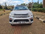 Toyota Hilux 2018 Gray for sale