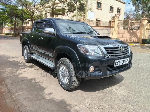 Toyota Hilux 2013