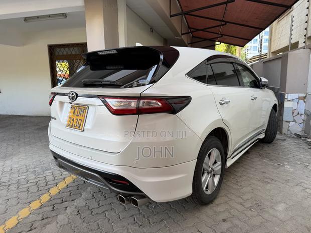 Toyota Harrier 2016 White