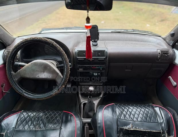 Toyota Starlet 1998 White