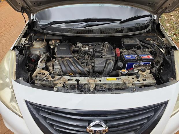 Nissan Tiida 2013 White