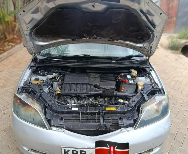 Mazda Demio 2005 Silver