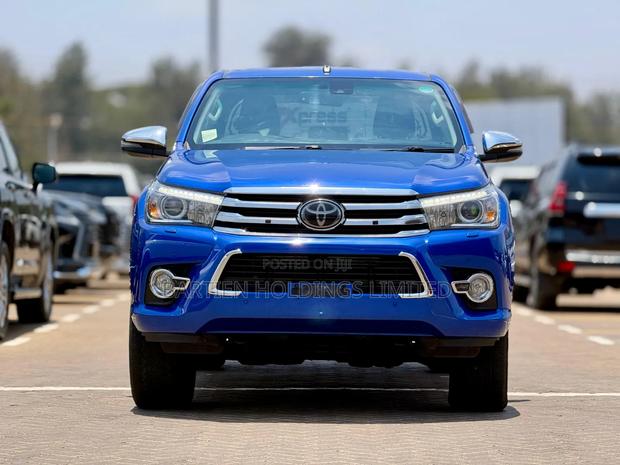 Toyota Hilux Revo Double Cab Deisel 2.4 AWD 2019 Blue