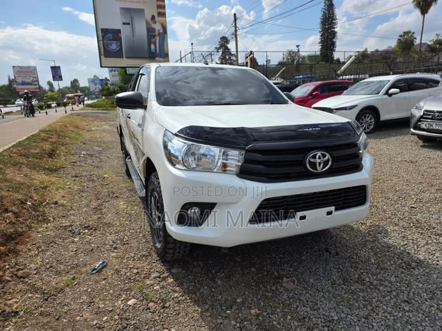 Toyota Hilux Revo Single Cab Deisel 2.4 RWD 2019 White